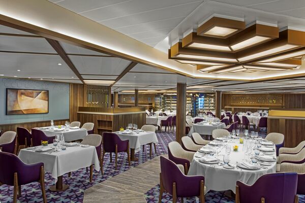 Seabourn Pursuit - The Restaurant 3.jpg